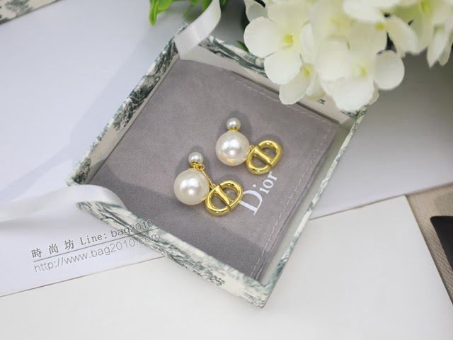 Dior飾品 迪奧經典熱銷款CD珍珠耳環耳釘  zgd1390